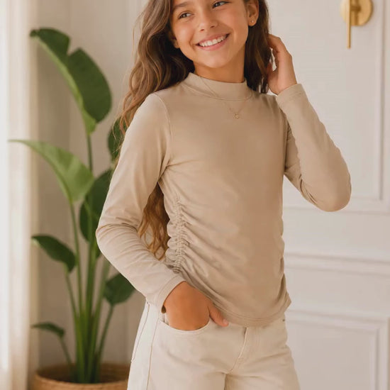 BLUSA PARA NIÑA - MANGA LARGA LINDA