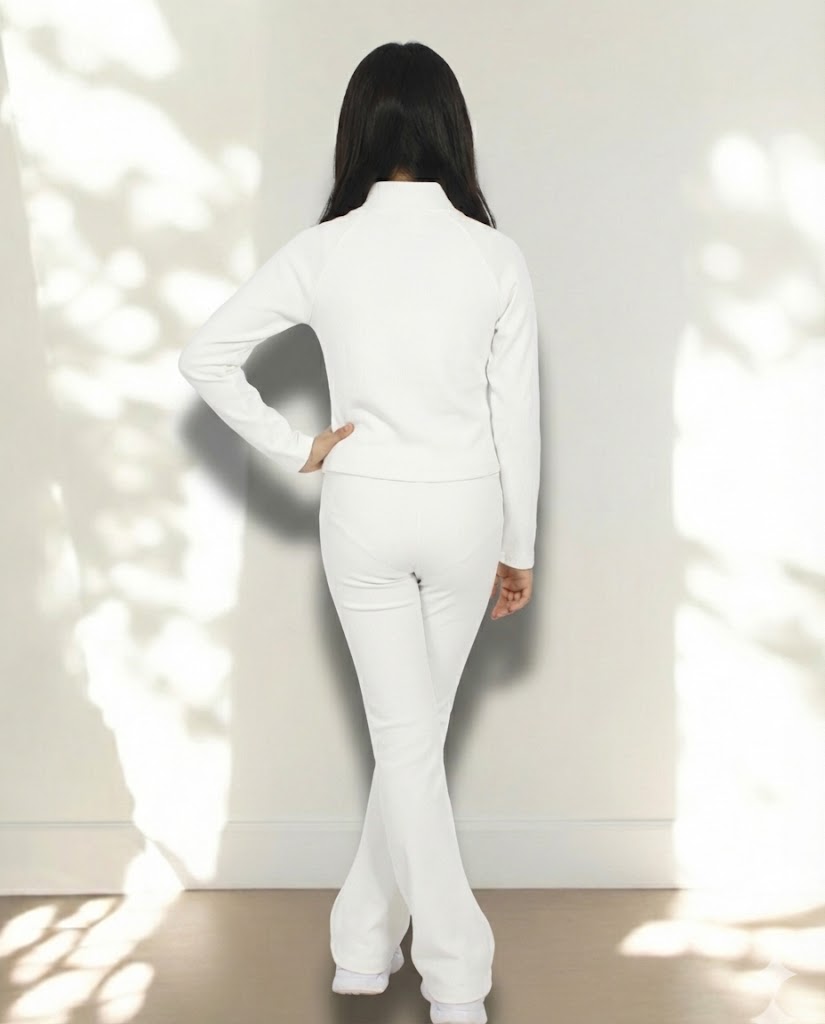 CONJUNTO BLANCO PARA NIÑA- MILA